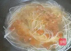 Illustration of how to make tomato and egg noodles 3