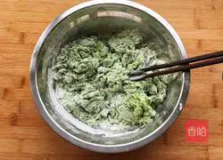 Illustration of how to make green leaf bean paste buns 3