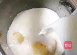 Mango Banana Milkshake Recipe Illustration 6