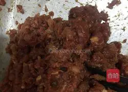 Colored Dumplings with Chives, Shrimp and Meat Illustration of how to do it 2