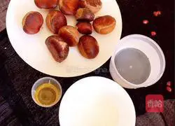 Illustration of how to make chestnuts in sugar water (oven version) 2