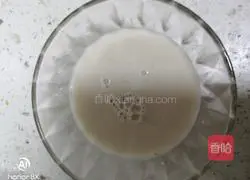 Illustration of how to make sausage cakes 1