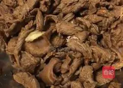 Illustration of tomato stewed beef brisket 1