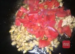 Illustration of how to make tomato and egg fried rice 6
