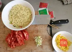 Illustration of fried instant noodles 4