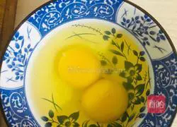 Illustration of how to make Mushu Pork 2