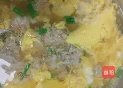 Illustration of how to make lean meat and egg soup 7