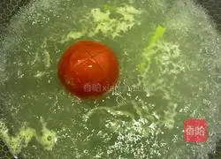 Celery and persimmon egg pancakes, a magical combination! Illustration of how to make them 2