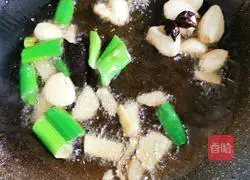 Illustration of braised black fish 7