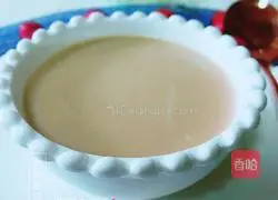 Illustration of how to make walnut, peanut and red date dew 6