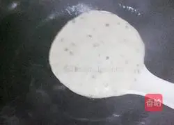 Illustration of how to make banana black sesame cake (xylitol) 6