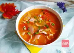 Tomato Illustration of how to make cucumber and meat slices soup 19