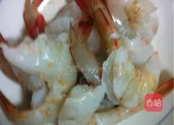 Illustration of how to make fried shrimp balls in oil 1