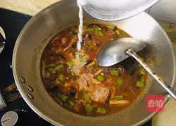 Illustration of Braised Pork Noodles 11