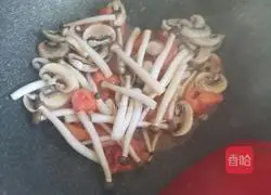 Illustration of how to make tomato, tofu and mushroom soup 7