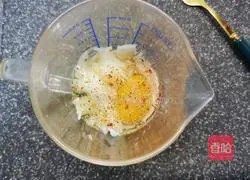 Illustration of how to make whole wheat crab fillet egg rolls 8