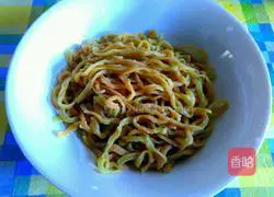 Illustration of how to make vegetable noodles 4