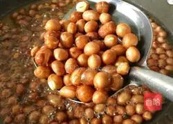 Illustration of how to make fried peanuts 4