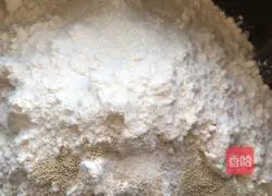 Illustration of how to make oil buns 1