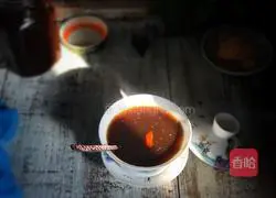 Illustration of making ginger jujube tea 13