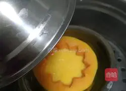 Illustration of how to make steamed eggs with milk and papaya 5
