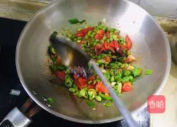 Illustration of how to make tomato and egg soba noodles 7