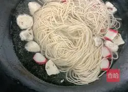 Illustration of how to make braised noodles 5