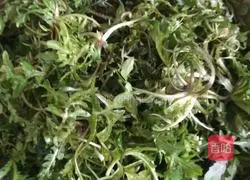 Illustration of how to make shepherd's purse and egg dumplings 1