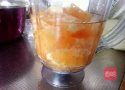 Illustration of how to make cute and sweet orange and mango juice 2