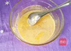 Illustration of how to make orange milk pancakes (little bear head shape) 4