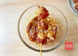 Illustration of how to make summer skewers 7