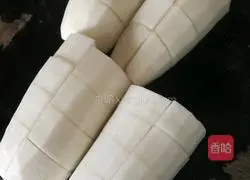 Illustration of how to make radish stick bone soup 3