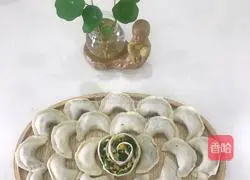 Illustration of how to make shepherd's purse vegetarian dumplings 12