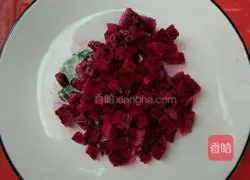 Red Heart Illustration of how to make dragon fruit millelleuco 1