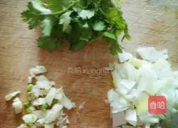 Illustration of how to make spicy and sour noodles 5