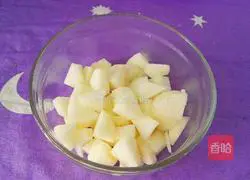 Illustration of how to make orange rock sugar and snow pear 2