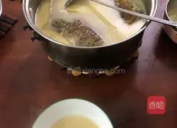 Illustration of how to make crucian carp soup 7