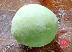 Illustration of how to make braised noodles with green vegetables 18