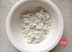 Illustration of how to make pork stuffed pot stickers 2