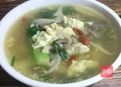 Illustration of how to make cabbage and mushroom egg soup 8