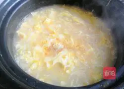 Illustration of how to make shredded radish and egg soup 10