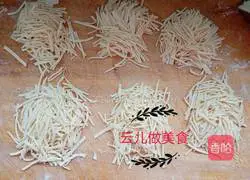 Illustration of how to make baby corn noodles 11