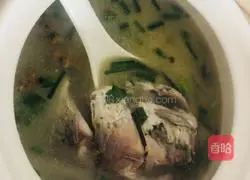 Illustration of a simple and convenient way to make crucian carp soup 5