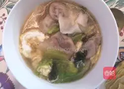 Illustration of how to make small wontons 8