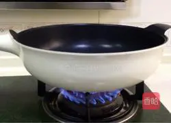 Illustration of how to make carrot and egg pancakes 10