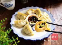Illustration of how to make fried chicken dumplings with sesame oil 18