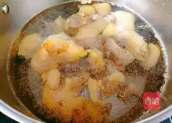 Peanuts, soybeans and white radish Chicken soup recipe 6