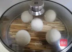 Illustration of how to make big pastries in Changyi, Shandong 12