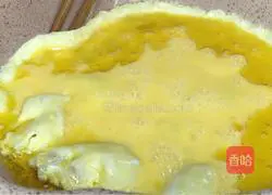 Illustration of how to make pea and egg noodle soup 4