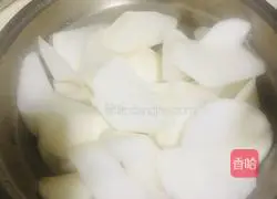 White radish and beef ball soup recipe 1